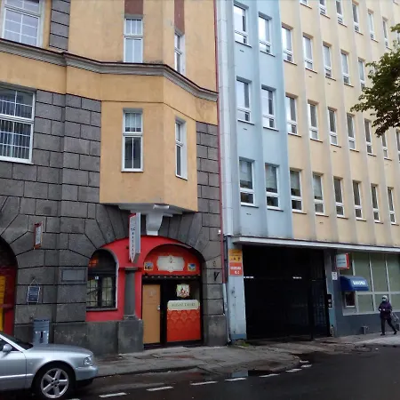 Atrakcyjna Kawalerka W Gdyni アパート