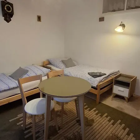 Apartment Atrakcyjna Kawalerka W Gdyni *